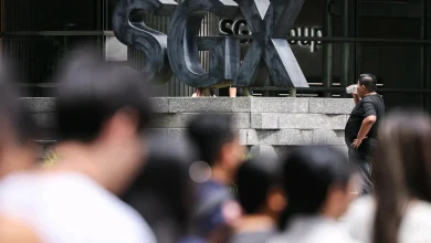 Singapore stocks close higher after rebound of global chipmakers; STI up 1.2%
