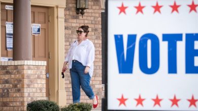 Latino voters could be key to midterms. What’s driving them? “The economy, and the economy, and the economy.” Latino voters could be key to midterms. What’s driving them? “The economy, and the economy, and the economy.”