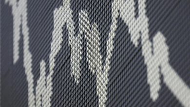 Asian stocks drop again as rollercoaster week draws to close