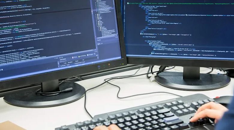 BlackBerry (TSX:BB) Is Up 23.7% After Surging QNX And Security Earnings Reframe Its Software Pivot