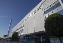 SpaceX bankers kick off marketing for bond sale