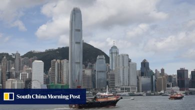 Hong Kong stocks hunker down for a day packed with Fed decision, jumbo IPO debut
