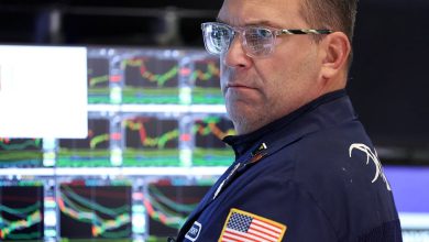 Treasury yields flat as investors track Middle East developments
