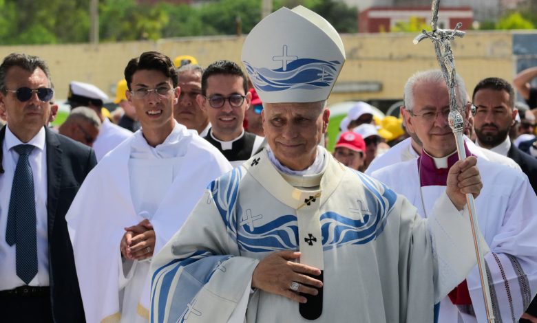 Pope Leo urges U.S. to welcome immigrants in July 4 appeal