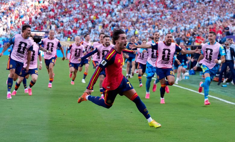 Spain wins the World Cup, beating Argentina 1-0 on goal in extra time Spain wins the World Cup, beating Argentina 1-0 on goal in extra time