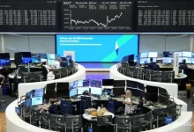 GLOBAL MARKETS-Stocks Mixed, Oil and Treasury Yields Drop on Iran-US Pause