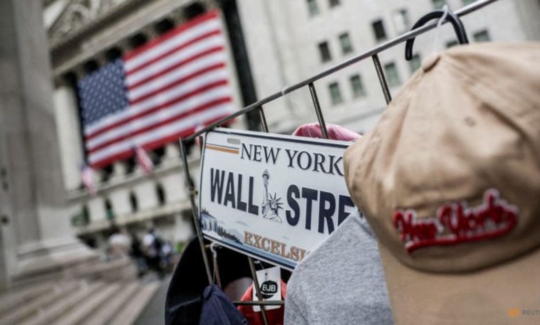 Global equity fund inflows rise as investors add tech stocks after market dip Global equity fund inflows rise as investors add tech stocks after market dip