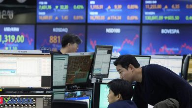 Global Market Today: Shares edge higher in Asia as oil dips, earnings loom