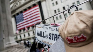 Oil plunges, stocks ‘n’ bonds shrug | WKZO | Everything Kalamazoo