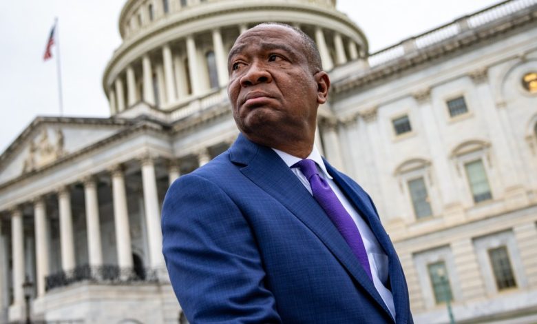 Redistricting pushes incumbents toward the exits: From the Politics Desk Redistricting pushes incumbents toward the exits: From the Politics Desk