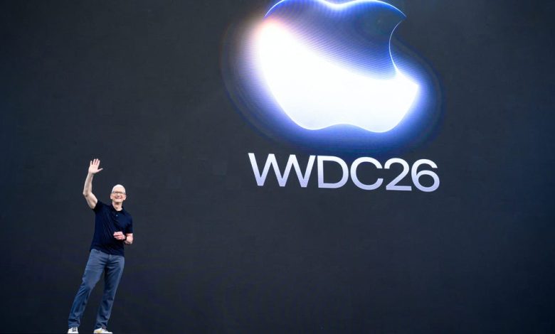 Apple Earnings Preview: AI, Memory Crunch in Focus As Tim Cook Era Ends