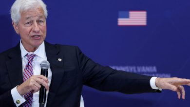 JPMorgan Chase CEO Jamie Dimon wouldn’t personally buy long bonds right now JPMorgan Chase CEO Jamie Dimon wouldn’t personally buy long bonds right now