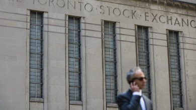 Gold prices weigh on Canada’s stock market