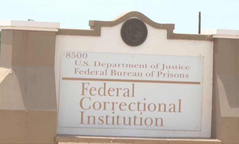 La Tuna federal prison closure leaves questions about inmate transfers, employee futures La Tuna federal prison closure leaves questions about inmate transfers, employee futures