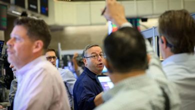 Wall St futures edge lower as caution builds ahead of Big Tech earnings