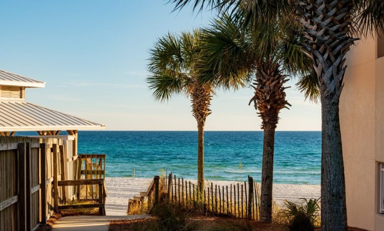 0,000 Is Enough to Retire to a Beach Town in Panama at 60 Stress Free 0,000 Is Enough to Retire to a Beach Town in Panama at 60 Stress Free
