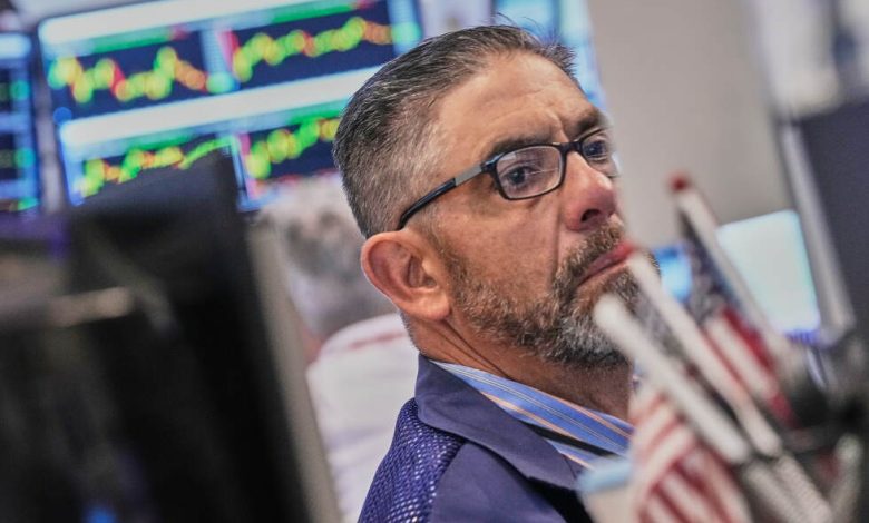 Slumping AI stocks drag down markets around the world