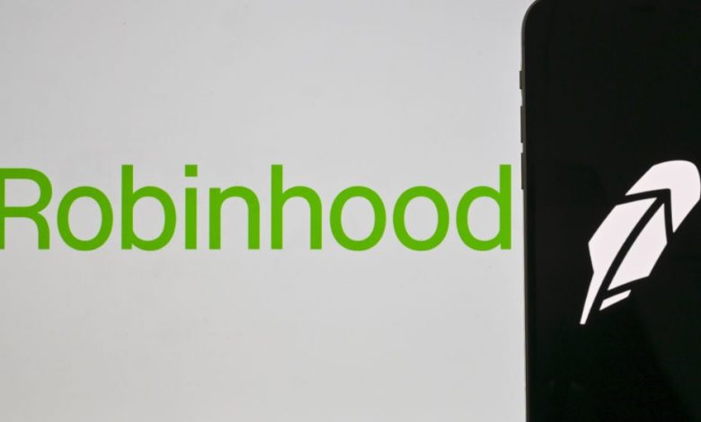 5 Top AI Stocks Investors Own on Robinhood 5 Top AI Stocks Investors Own on Robinhood