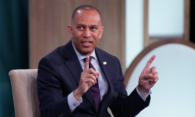 Democratic leader Jeffries meets with Jared Kushner as midterms loom Democratic leader Jeffries meets with Jared Kushner as midterms loom