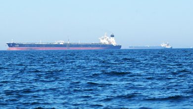 Oil rises following news of spill near Oman amid worries over supply Oil rises following news of spill near Oman amid worries over supply
