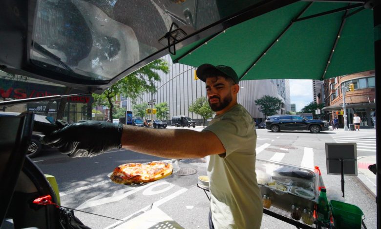 38-year-old runs a mobile pizzeria out of his Smart car in New York City