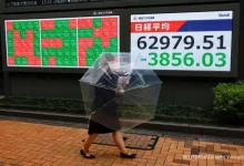 GLOBAL MARKETS-Bond Selloff Slows but Stocks Sink