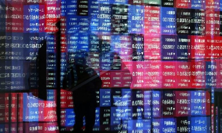 Stocks Rise as Rate Hike Expectations Fall, Oil Prices Drop