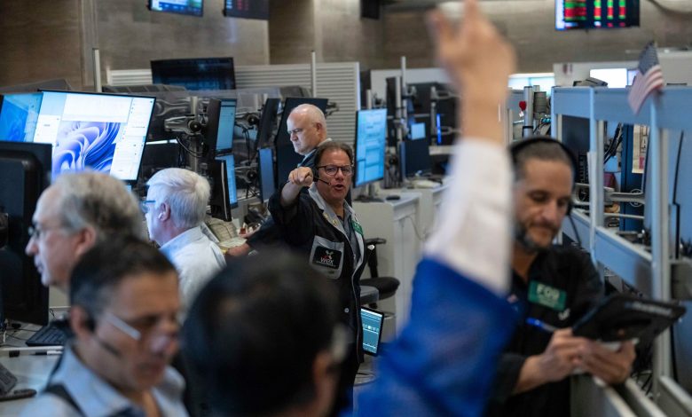 US stocks rise, even as the bond market applies more pressure US stocks rise, even as the bond market applies more pressure