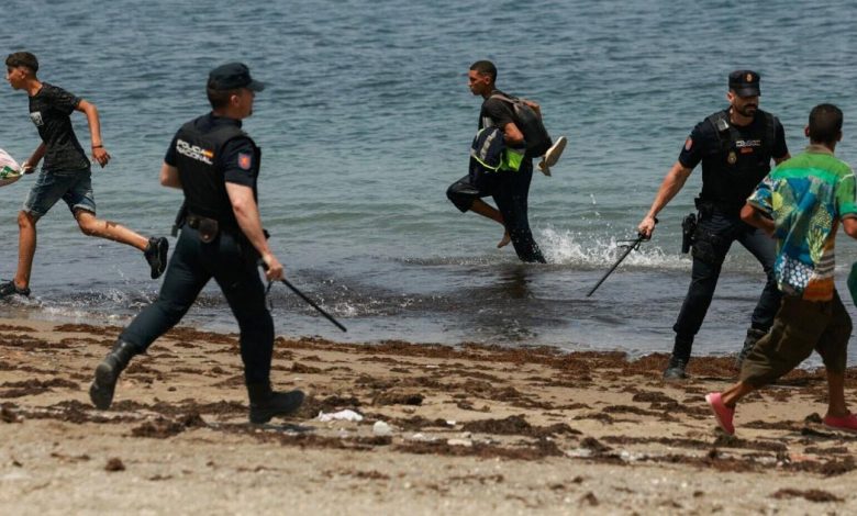 Migrants say hunger, hostility drove them back from Ceuta | Politics Migrants say hunger, hostility drove them back from Ceuta | Politics