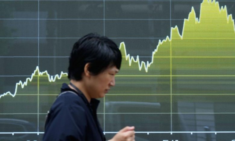 Futures mixed in a big week for retailers as new questions rise over the consumer state of mind | National News Futures mixed in a big week for retailers as new questions rise over the consumer state of mind | National News