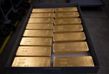 Gold wavers as bond yields rebound, oil jump fuels US inflation worries