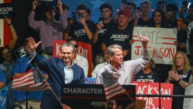 Backed by Brian Kemp, Rick Jackson sticks to outsider message