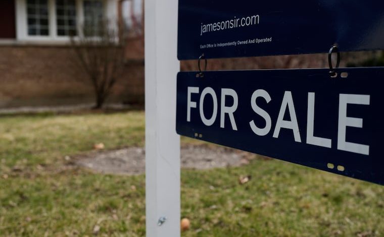 Mortgage rates will rise even higher if bond market continues to choke