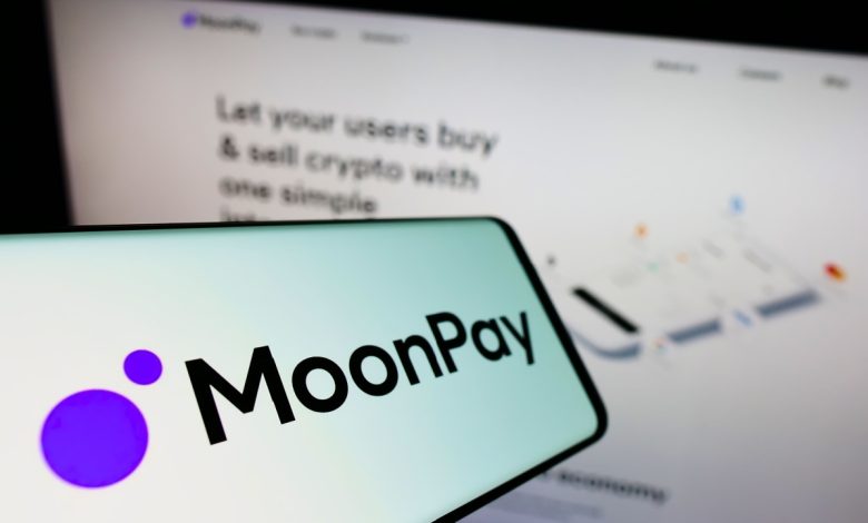 Cash App and MoonPay Team to Offer Crypto Purchases Cash App and MoonPay Team to Offer Crypto Purchases