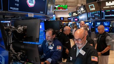 U.S. stocks tick toward records as oil prices drop