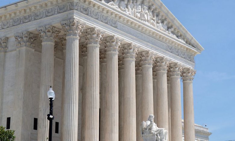 Dems propose term limits for Supreme Court