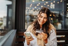 Getting your first credit card? Here’s how to build credit and avoid costly mistakes – LocalNews8.com