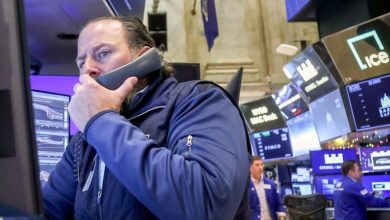 Amazon soars, Apple sinks, ASX set to slip