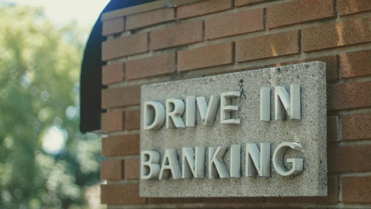 The ‘long bitcoin, short the bankers’ era is officially over as TradFi giants embrace digital assets The ‘long bitcoin, short the bankers’ era is officially over as TradFi giants embrace digital assets