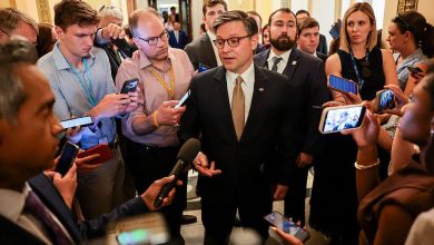 House returns with vote expected on Senate bill to prevent government shutdown House returns with vote expected on Senate bill to prevent government shutdown