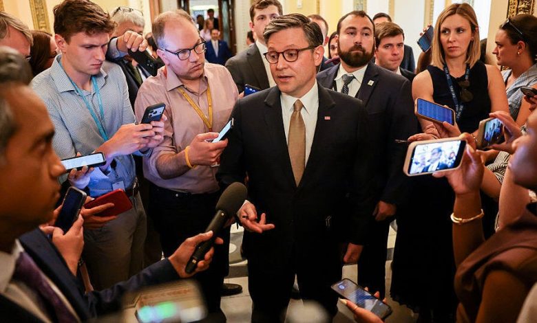 House returns with vote expected on Senate bill to prevent government shutdown House returns with vote expected on Senate bill to prevent government shutdown
