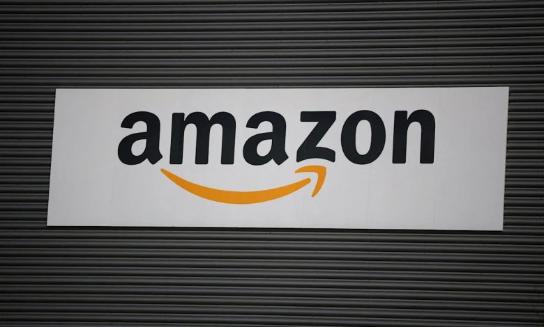 Tech stocks today: Amazon beats, Apple sinks Tech stocks today: Amazon beats, Apple sinks