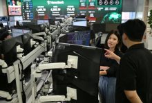Tech leads losses as Asian stocks track Wall St selloff