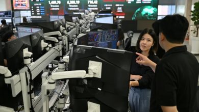 Tech leads losses as Asian stocks track Wall St selloff