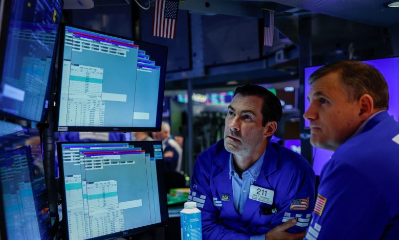 U.S. Treasury yields ease as investors await fresh jobs data, Fed comments