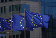 Global Market: European shares subdued as tech stocks slide, oil prices surge