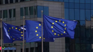 Global Market: European shares subdued as tech stocks slide, oil prices surge