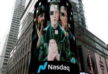AI stocks slide after top industry CEOs call for slowdown of technology’s development