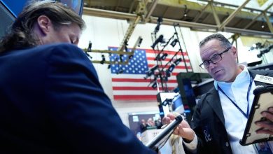 AI stocks hold steadier ahead to U.S. Fed decision
