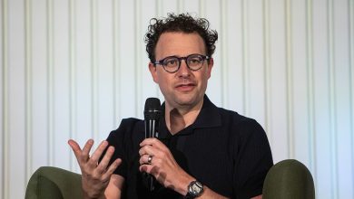 Anthropic’s founders seek voting control ahead of IPO
